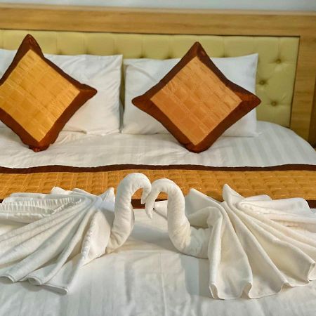 Hoang Dinh Hotel Hue Bagian luar foto